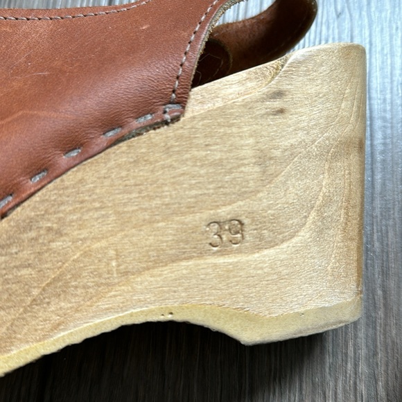 No. 6 clog sandal on wedge 39 - Picture 7 of 7